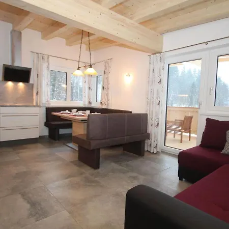 Nice In Kirchberg In Tyrol With Mountain View Apartamento *